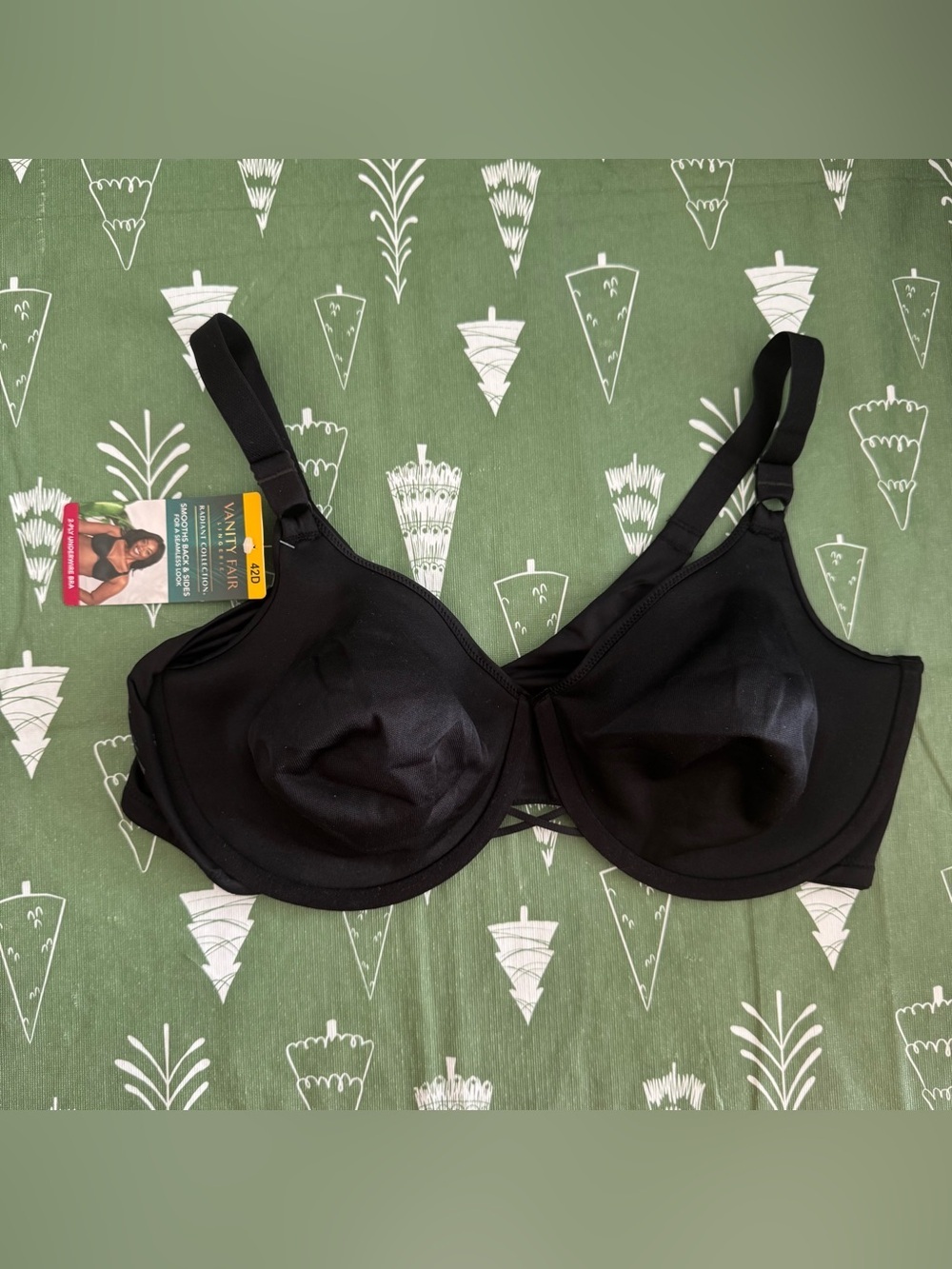 Vanity Fair Radiant 2-Ply Full Coverage Back Smoothing Underwire Bra 42D Black - Picture 3 of 15